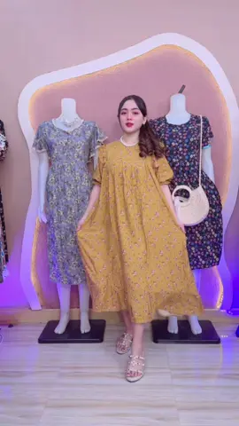 Beb… Daster Vella emang definisi bidadari rumahan stylish 😍💅🏻 Busui friendly, LD 110, muat BB 75kg? FIX, masuk wishlist dan keranjang sekaligus! 🛒🔥 #dasterviral #dasterviralmurah #rismadastermodis #dastermodis 