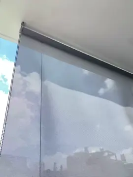 Rèm cuốn cáp ngoài trời. Dùng vải lưới cho ban công thêm thông thoáng#xuhuong 