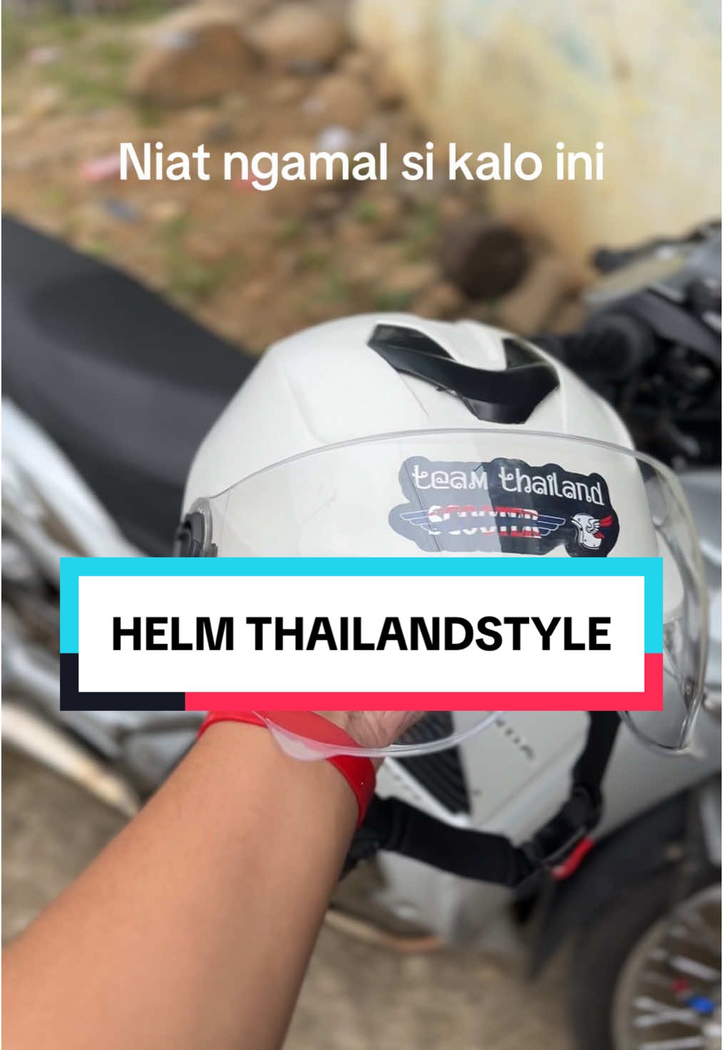 Helm thailanstyle tampilan kamu jadi lebih keren #helm #thailandstyle #fyp 