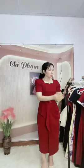 #tiktoklive #livehighlights ##Váy thiết kế body cổ vuông chữ v eo hoa#