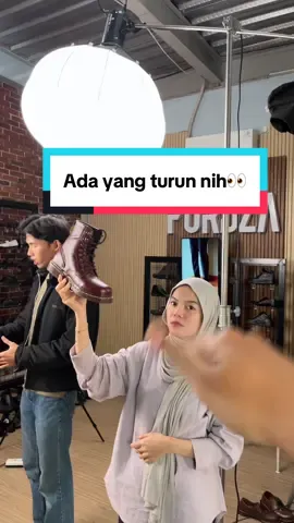 Harga turun cuma di live‼️join live sekarang‼️ #promolive #promotiktok #promotiktokshop #promo #joinlive #joinlivesekarang #joinlivetiktok #sepatukulit #sepatukulitasli #sepatupria 