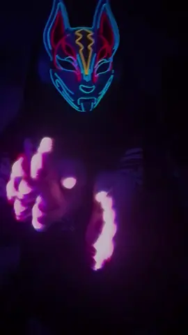 #gloving #LightShow #ledlights #ledmask #flowarts #flowartist #dance 