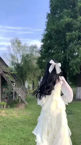 Menjadi peri semalam  #koreanstyle #fairytail #vintagefashion #dres #dresspesta 