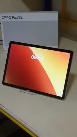 The everyday hustle and bustle doesn’t need to be draining, do it with the OPPO Pad SE. Boost your productivity and creativity with its massive 9,340mAh battery, 11-inch eye-care display, and O+ connect. The perfect companion on your way to success! @OPPO Philippines  Price starts at P9,999 so don’t miss out. #YourPadToSuccess #BingeAllDayAndNight #WatchTilYouDrop #EasyTransfersAndAnswers #VillagePipol #fyp #VPTech