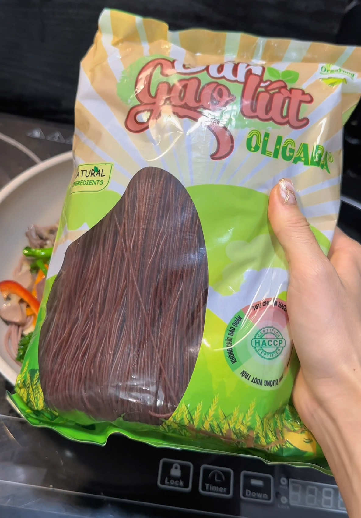 Bún gạo lứt dai ngon nấu dc nhìu món lắm #ancungtiktok #duyenoioi #food #anvat #reviewfood #bungaolut 