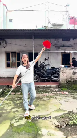 Chổi quét trần dài tối đa 3m kèm theo 3 đầu vệ sinh chỉ 73k miễn ship  #yenhoareview #xuhuong #choiquettrannha #choiquettran #choiquetmangnhen #choiquetmangnhentrannha #choiquettrannha3m 