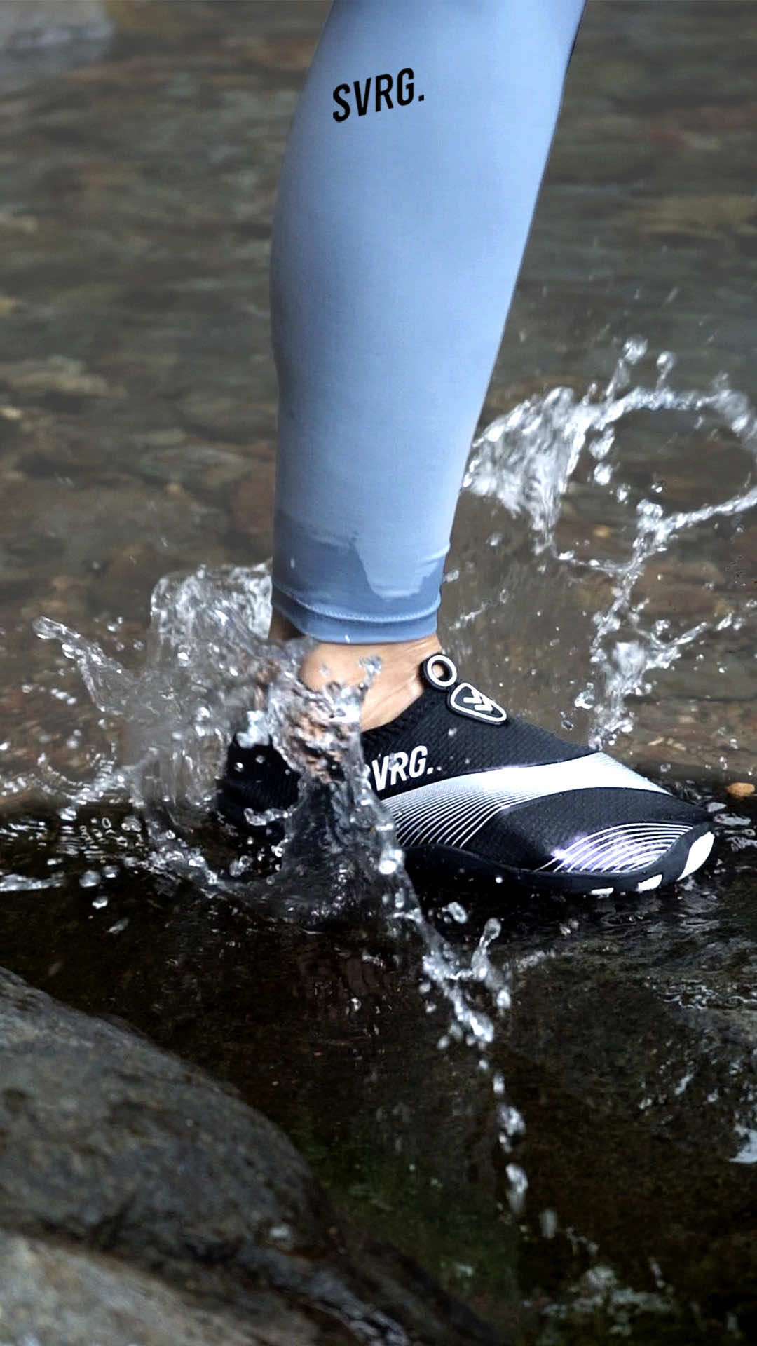 Nih sepatu buat lo yang doyan petualang, gak takut licin, nyaman, dan tetep keren di semua tempat! #SVRG #beachshoes #antislip #sport #stylist 