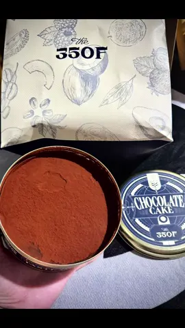 Nghe đồn bánh này đang Hot mà ngon lắm🍰🍰 Má ơiii ~ nó ngon thiệt ngon điênn lun bây ơi bây kk😋😋🫠Biết sao ẻm lại hot rùi đó🔥🔥#the350f #banhngon #saigon #merryberry #tiramisu #viral #banhhottrend 