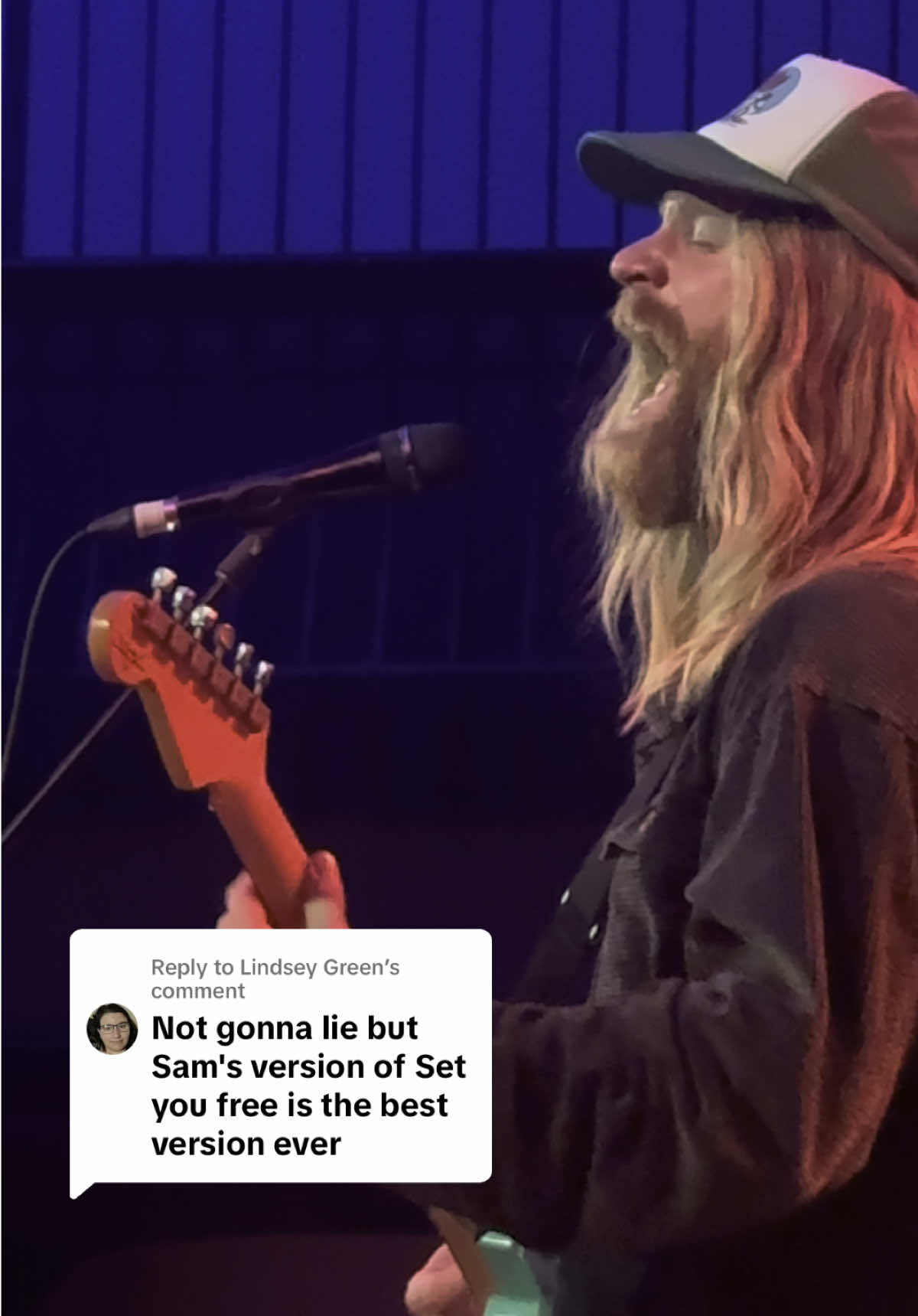 Replying to @Lindsey Green real ones remember this 👊 went off in toronto, thank u 💛 #fyp #OnTour #setyoufree #livemusic 