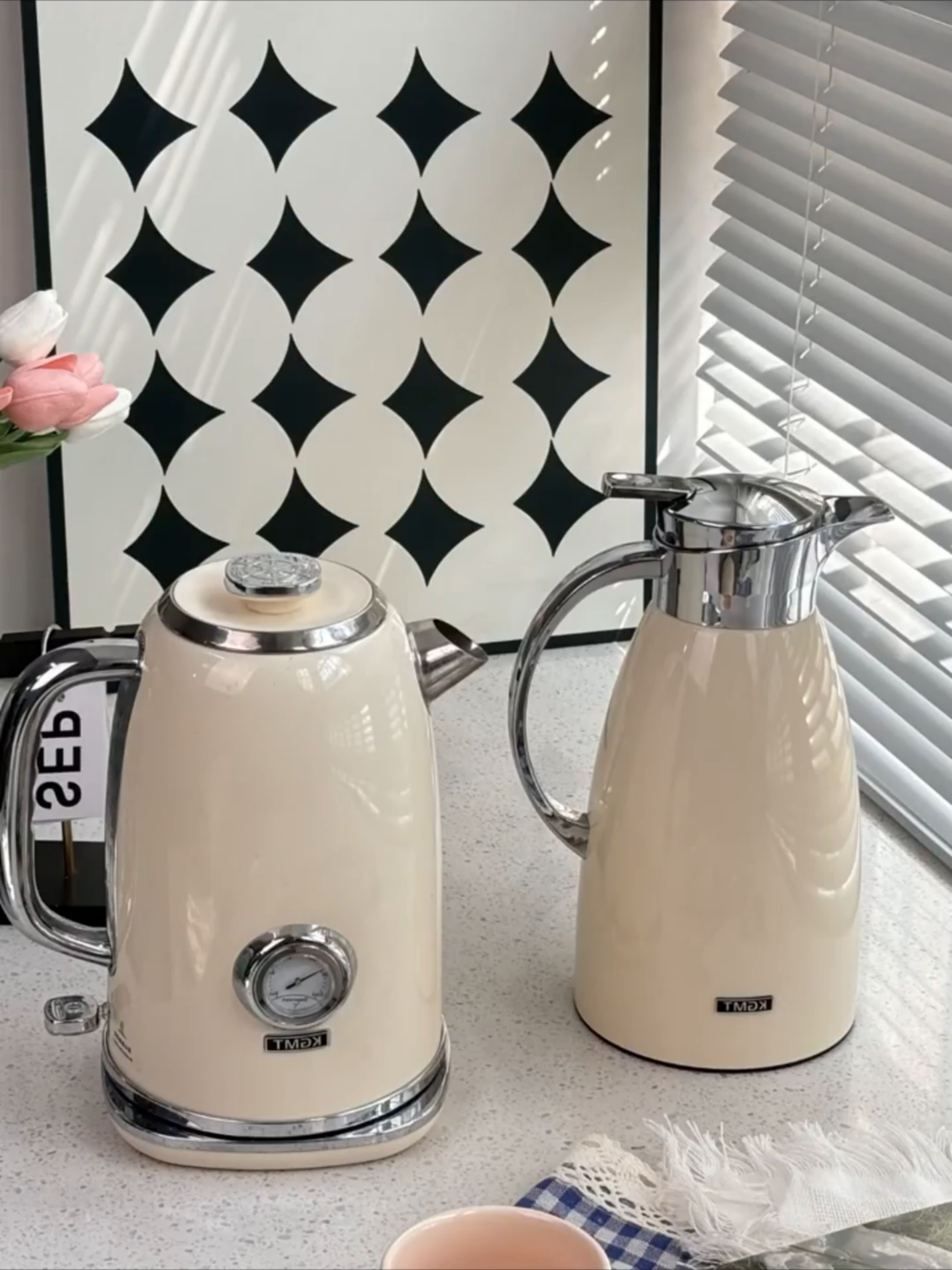 I bought a 💗 hot water kettle#kitchenappliances #kitchengadgets #KitchenHacks #kitchenfinds #musthavegadgets #foryou #fyp