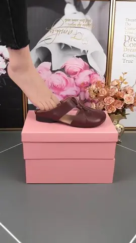 Very comfortable women's sandals, come and grab 50% off new store!#sandals #womenshoes #fashionshoes #Summer #fashiontiktok #shoes #tiktokmademebuyit #fashion#แฟชั่นไทย #BangkokStreetStyle