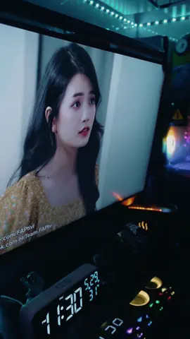 Có người thích em vì em luôn mang đến sự vui vẻ. Nhưng lại có người thích em bởi vì có em, họ mới vui vẻ #music #chill #tamtrang #end4apr #dongiananhyeuem 