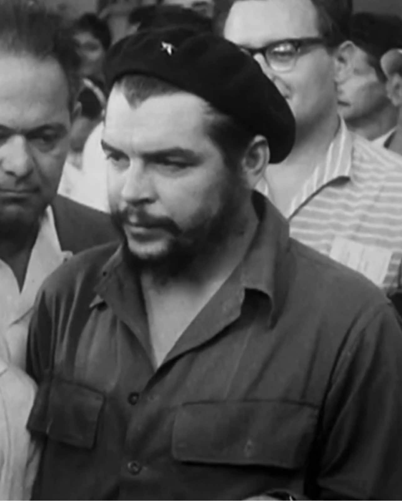 ماكدرو عليَك ،   ☝🏻             #تشي_جيفارا #cheguevara