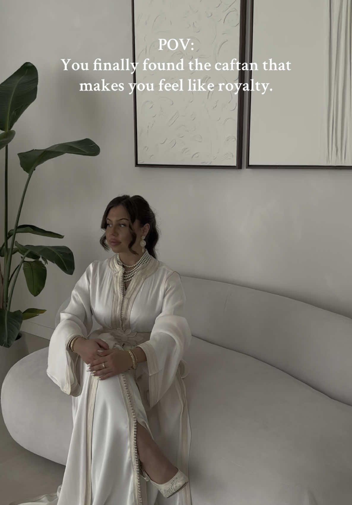 Model: @elatjesen  Hair by: @hindbouhhh  #explore #takshita #classy #model #maroccanfashion #maroccandress #marocco #marocco #fashiontok 