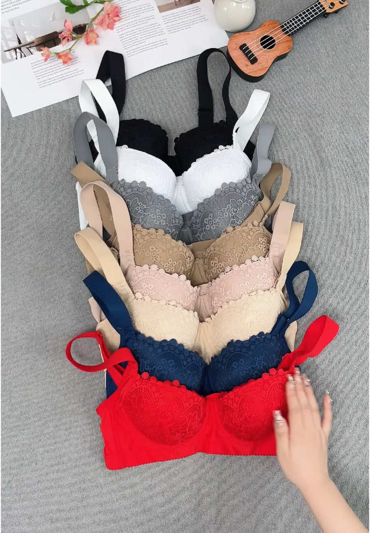 El set de Bra más como de tiktokshop, lo ame   #bra  #brasier #tiktokshopsummerturnup #spotlightfinds  #orasinbarila  #womer   #ropaintimamujer  #comfort  #ttslevelup  #flowomen  #brawireless  #pushupbr   #tiktokshop  