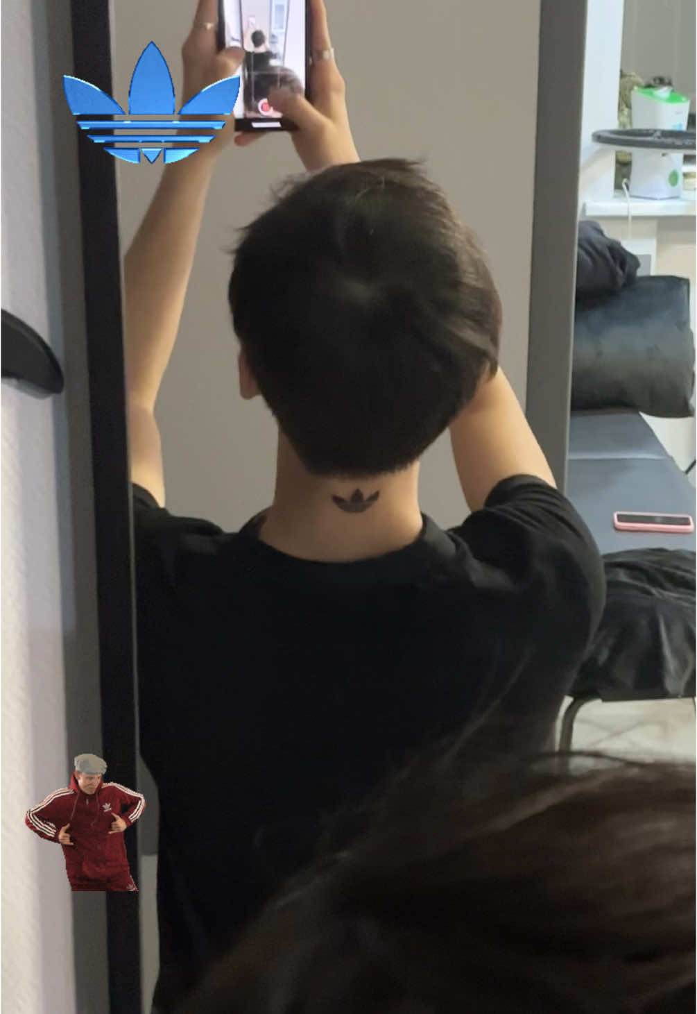 Тату бил у @tattoo_mikkaa  @ТГК:НЕ ГОША  #тату #идеятату #адидас #adidas #tattoo #tattooidea 