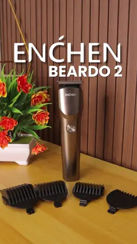 Alat cukur ini sangat cocok untuk merapikan atau membersihkan kumis kalian. #alatcukurportable #rekomendasialatcukur #diskon #barber #tempatguntingrambut #enchenindonesia #pilihantepat #shaver #alatcukur #alatcukurmurah #rekomendasialatcukur #barbershop