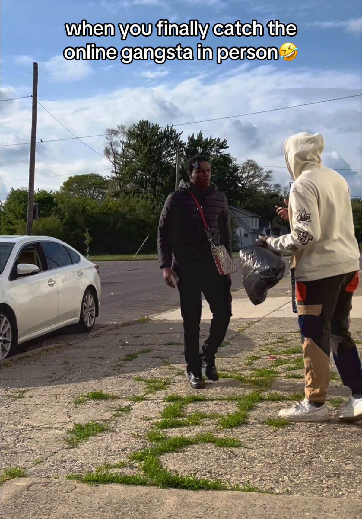 When you finally catch the online gangsta🤣#viral?fypシ #funnycomedyvideos😂😂😂 #toofunny🤣🤣🤣 #funnytiktokvideos #fypfunnyvideo #viralfunnyvideos #funnyreelsdaily #viralfunnycomedy #funnypages #viralcomedyfunny #comedyreels😜😜 #carwashchronicles #viralfyppage #carwashchallenge #funnyvideosforyou😂😂😂fyp #comedyvideos😅😂 #laughingoutloud @DDG @Tontonvasai @50 Cent 