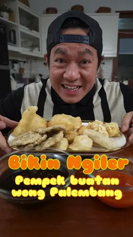 Pempek buatan asli wong kito emang beda’! Ngihup Cukonyo lemak nian!! Dan ini ngga mesen dr palembang, tapi deket rumah gw!!… 📍 Pempek Emak Indah Jakarta Barat Frozen order only- via semua ecommerce!  #BikinNgiler #Kuliner @Emak Indah Food 🤤 
