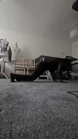 11 push ups challenge . . . . . .  #pushup #challenge #Fitness #gym #workout #fitnessmotivation #fit #motivation #bodybuilding #training #health #fitfam #healthylifestyle #Lifestyle #Love #GymLife #gymmotivation #sport #instagood #healthy #personaltrainer #muscle #crossfit #fitnessmodel #exercise #weightloss #fitnessjourney #fashion #instagram #wellness #model #yoga 