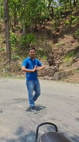 निरगुनिले बाटाे ....🤔🤔🤔