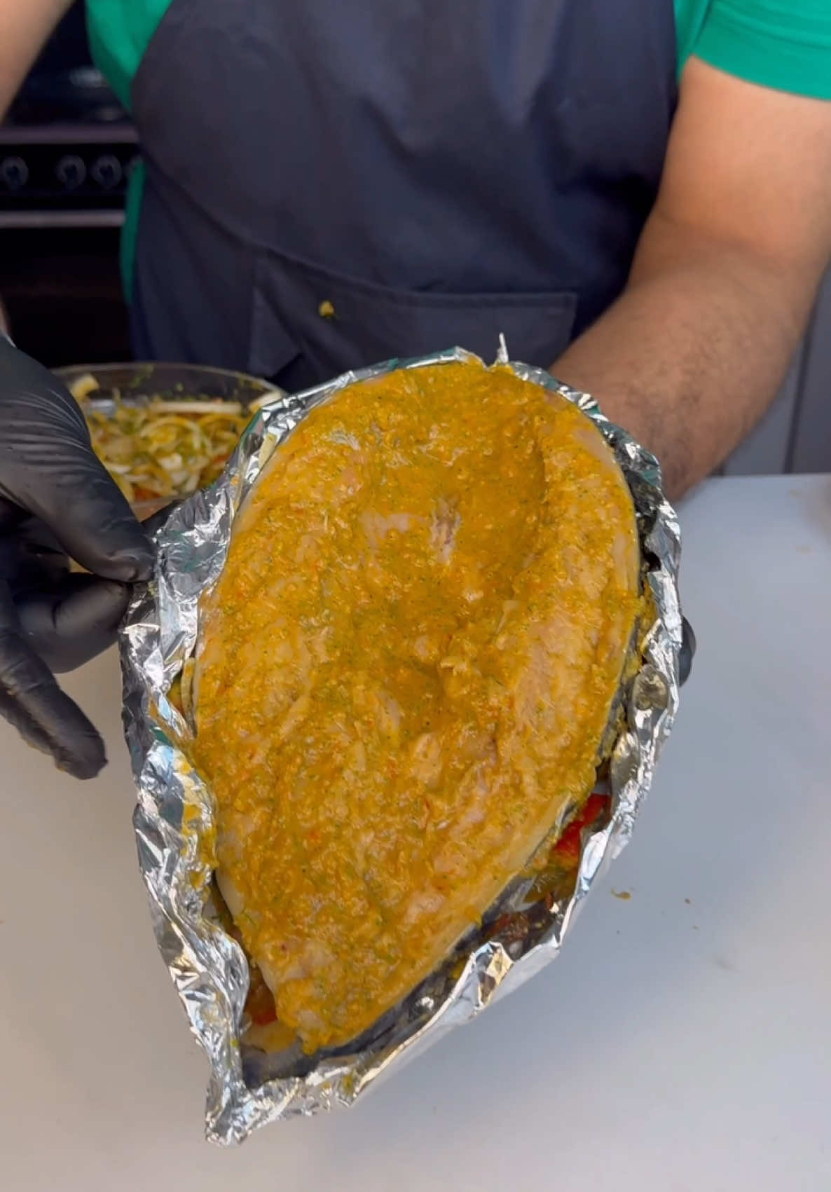 لو هتعملوا سمك سنجارى يبقى لازم تعملوا بالطريقة دى 😍🤩👏#شيف_حسين 