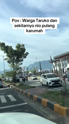 Sumpah macet bana, apolagi pas Sore Hari 😭 🙏🏻#baskograndmallpadang #baskocitymall #baskocitymallpadang #padang #fyp #sumaterabarat #basko 