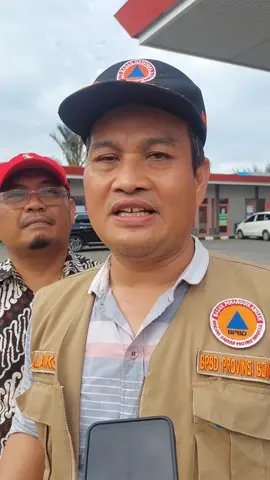 BBM Bengkulu lah aman sanak, kato Pak Sekda @herwan.antoni4 pemerintah daerah akan memantau terus perkembangan dari pengiriman BBM sampai pendistribusian ke masyarakat 
