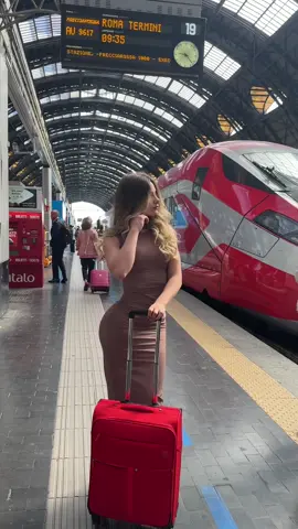 Quante volte tocchi i capelli? Io: