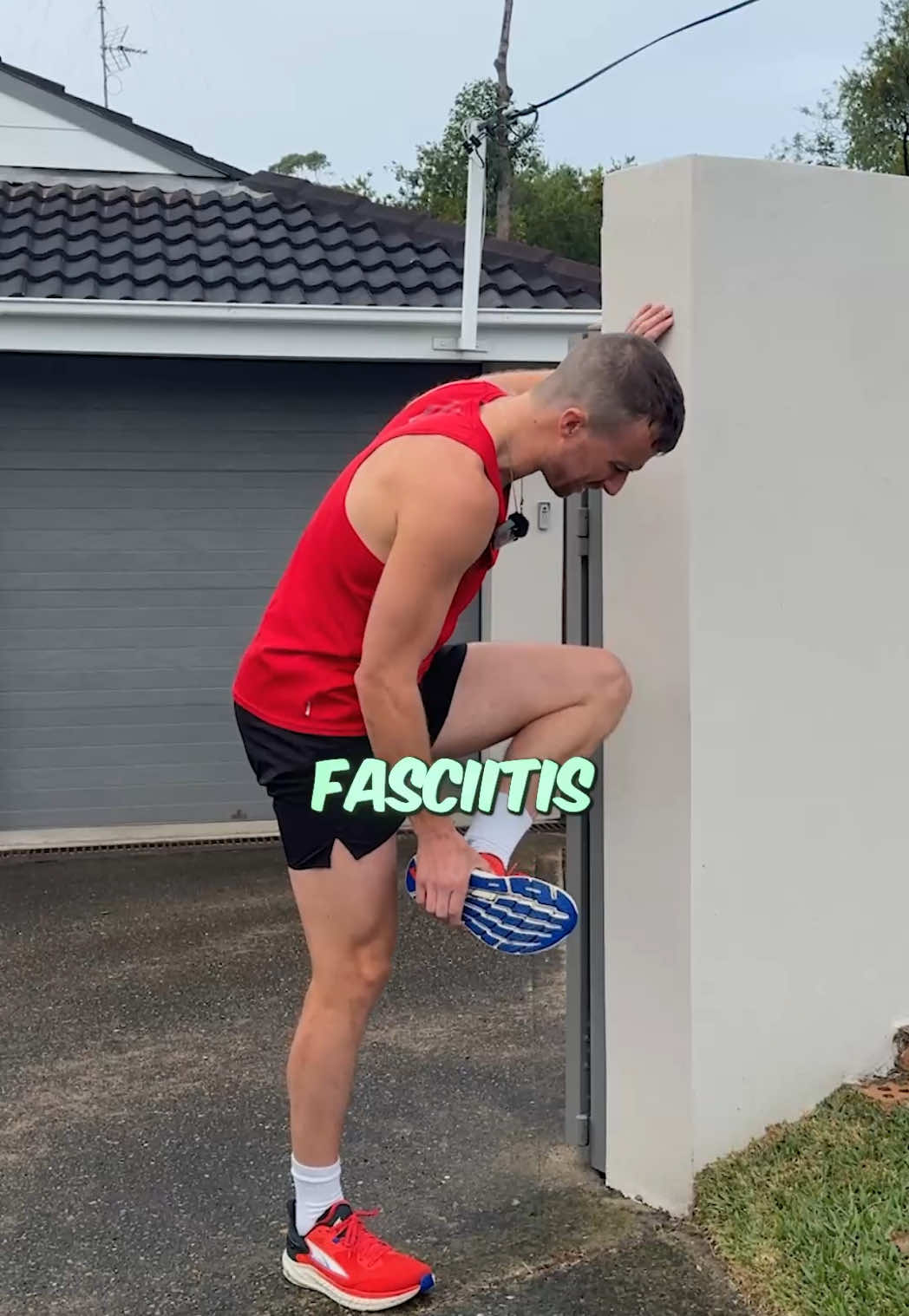 🦶 Heel / Foot pain got you limping off every run? Plantar fasciitis is often a sign your body’s not coping with the load you’re asking of it. Here’s what most runners get wrong: ✔️ They focus too much on “stretching it out” and not enough on load tolerance ✔️ They take total rest but jump straight back into running once it eases ✔️ They miss the opportunity to build real strength and resilience in the foot and ankle The goal isn’t just to reduce symptoms — it’s to build load tolerance and capacity in these structures. 🎥 In this reel, I’m covering what can actually cause long-term change, based on my experience working with runners every week in the clinic. — Need help with plantar fasciitis that’s lingering or limiting your training? 🔴 Send me a DM with INJURYHELP and I’ll send you details on working with me 1:1. 🟢 Follow @sjc.physio and @sjc.clinic for more no-nonsense injury tips and recovery ideas that keep you running strong. #runninginjury #injuryprevention #plantarfasciitis #runningphysio #runpainfree #marathontraining #halfmarathontraining #sjcphysio #injuryhelp #runningrehab #runningvolume
