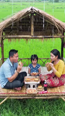 នឹកពេលវេលាដែលធ្លាប់កំសត់កាលនៅពីក្មេង😔😔#កូនអ្នកស្រែ🌾🍀 #ស្រុកស្រែ🖼️🌾🌞🌔❤️ #កាលនៅកុមាភាព☘️📸☺️☔️ #fyp 