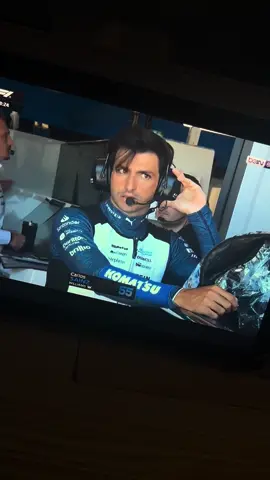 that hair is a paid actor  #carlossainz #cs55 #williamsrscing #spanishgp #formulaone #formula1 #f1 #f1tiktok #f1house #f1fan #f1girlies #f1chillhouse #f1grandprix #raceweekf1 #raceweek #foryoupage #fyp #4u