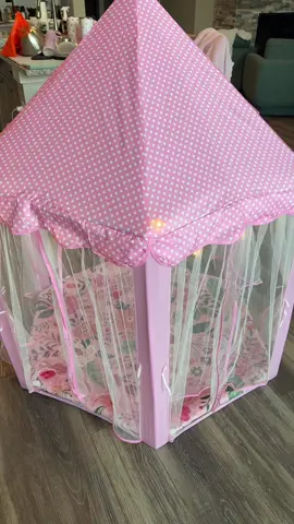 Cute princess tent. (Rug not included)#princesstent #playtent #tent #kidstent #pinktent