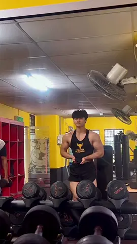 fan was paid actor