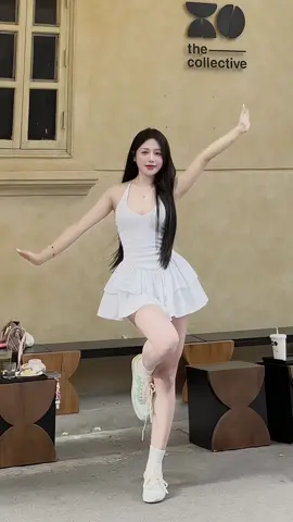 Nhảy nhẹ lắm gòiii . Ac tiktok ơi e mặc quần đùi ở trong nhéee #maydei3010 #tiktokdancevn 