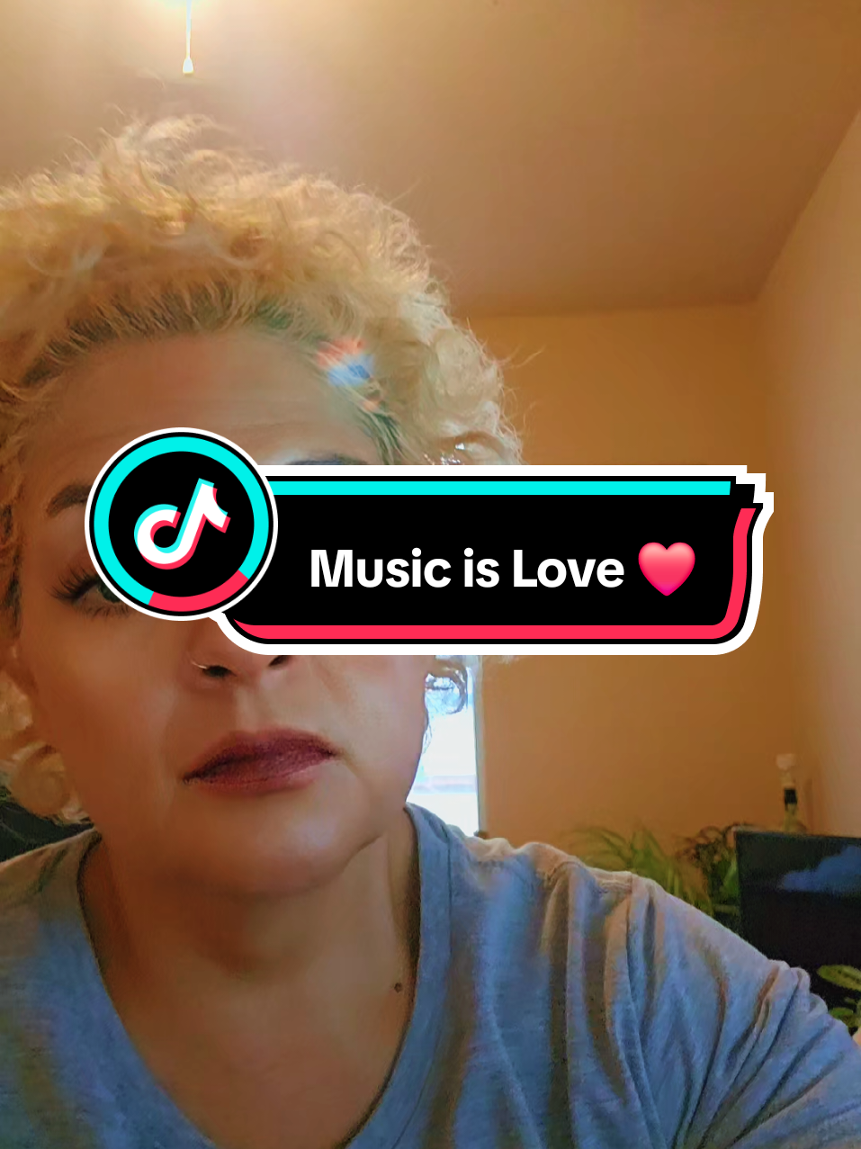 Music is Love ❤️  #fypage #fyp #blessed #trending #tiktok #latinas #music #lover #mature #soul #proudpuertorican #boriqua 