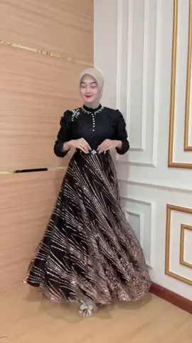 Greta gamis 🖤👗 #farlyfashion #fashionhijab #fashionmuslim #viraltiktok #fypage #viral2025 #fyppppppppppppppppppppppp #fyp #trend 