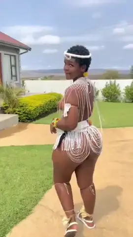 In Yabantu and Zulu Culture, women do not contribute any sexual meaning to their naked breasts. Women in different stages of their lives wear different beaded outfits. The older they get and as they are married, the more they cover their bodies. Different colors and beads are used to express feelings and communicate messages regarding their gender and marital status.  Each ceremony in Zulu culture has its own dress code. Zulu dress South African village culture traditional video religion dance women's special girl femininity lifestyle virgin  #zuluculture #trending #tribes #african #traditional #cultural #viral #dance #Music #traditionalwear #traditionaldance #southafrica #zuludance #culture #sama28 #zulutiktok #satiktok🇿🇦 #fyp #yabantu #yabantugoddess 