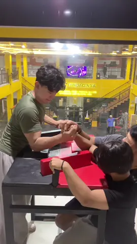 wes wess #armwrestling #armwrestler #panco #fyp 
