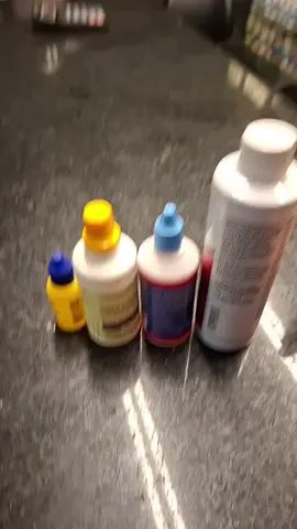🚨 ÁGUA DA TORNEIRA PODE MATAR SEUS PEIXES! 😱**   Sabia que o **cloro e metais pesados** da água tratada são *inimigos invisíveis* do seu aquário? ☠️💧   ✅ **A solução?** Anti cloro + condicionador de água! Eles:   ✔️ **Neutralizam o cloro**   ✔️ **Protegem as brânquias e mucosas**   ✔️ **Previnem estresse e doenças**   👉 **Nunca encha o aquário sem tratar a água!** Seu peixe merece um habitat seguro! 💙   📲 **Tem dúvidas? Chama a gente!** Na nossa loja, te ajudamos a montar o aquário perfeito! 🛒🐠   #Aquario #Peixes #Aquarismo #AntiCloro #CondicionadorDeAgua #AquarioSaudavel #PeixesOrnamentais #DicasDeAquario #Aquapais #AquarioPlantado #FishTank #AquarioDoSeuSonho 