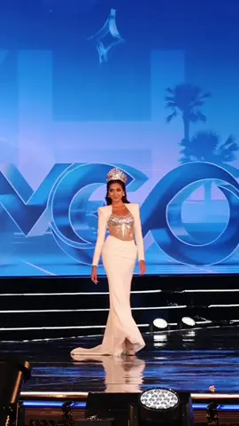 Her presence on this stage isn’t just symbolic 1 it’s monumental. Miss Cosmo 2024 Ketut Permata Juliastrid walks not to be seen, but to be remembered. #MissCosmo #MissCosmoCambodia2025 #KetutPermataJuliastrid #ImpactfulBeauty #UniMedia 