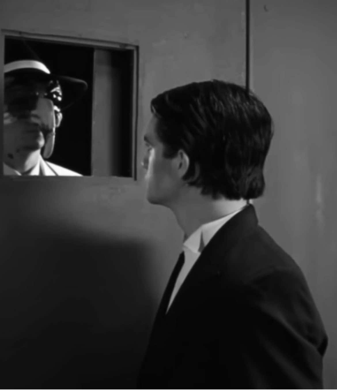 but it's better if you do #panicatthedisco #brendonurie #edit #1930 #based #puffle 