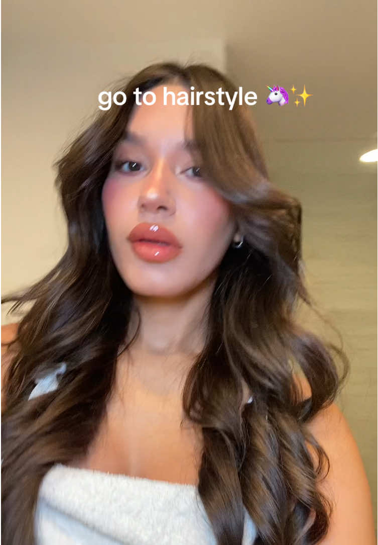 Go to for 10min soft natural curls 💕 @Hot Tools Pro 