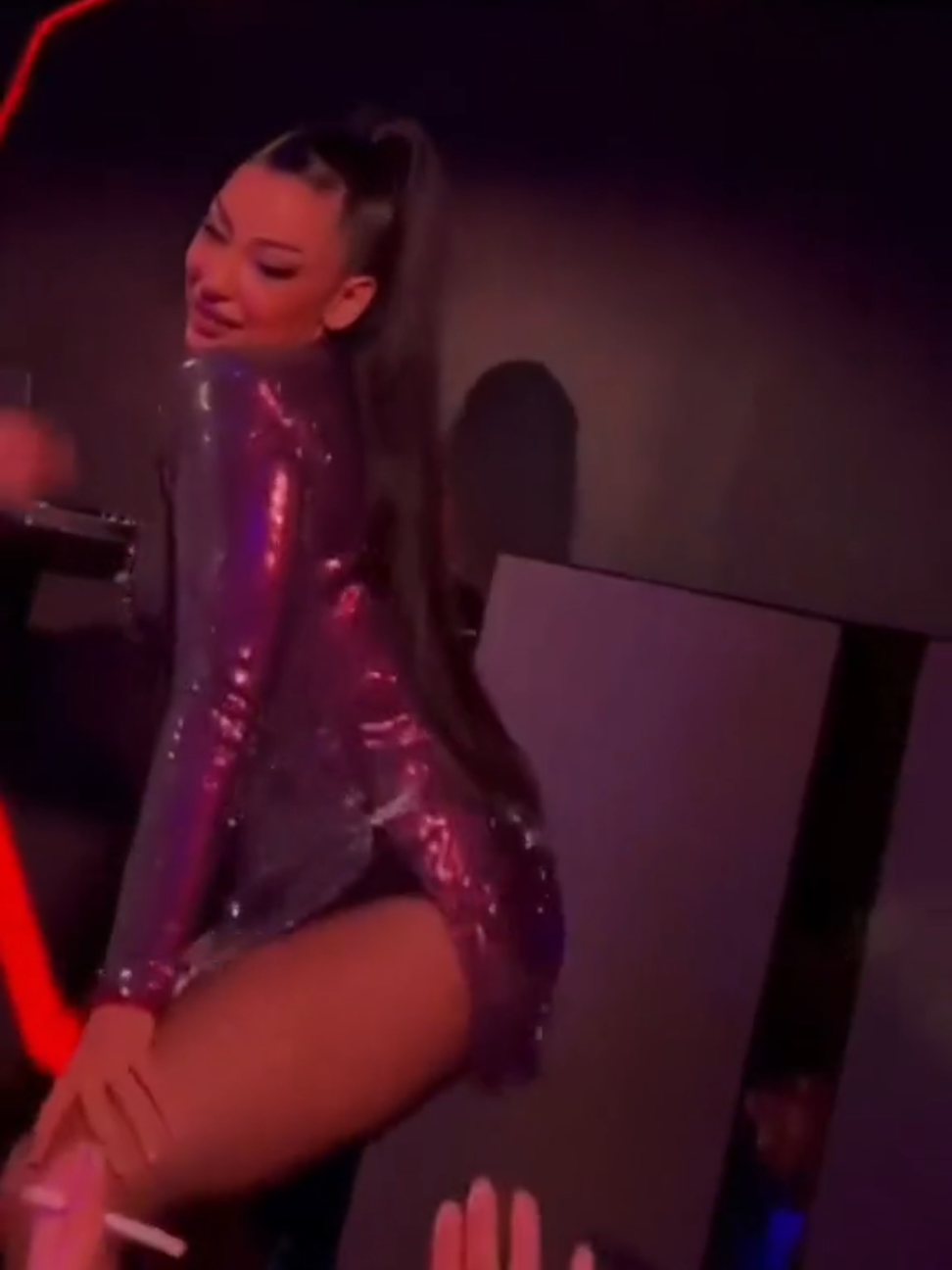 😍 #tresitresi #balkanstage #nastup #balkan #fyp #srbija #foryoupage #sanjavucic #sanjalilwolf 