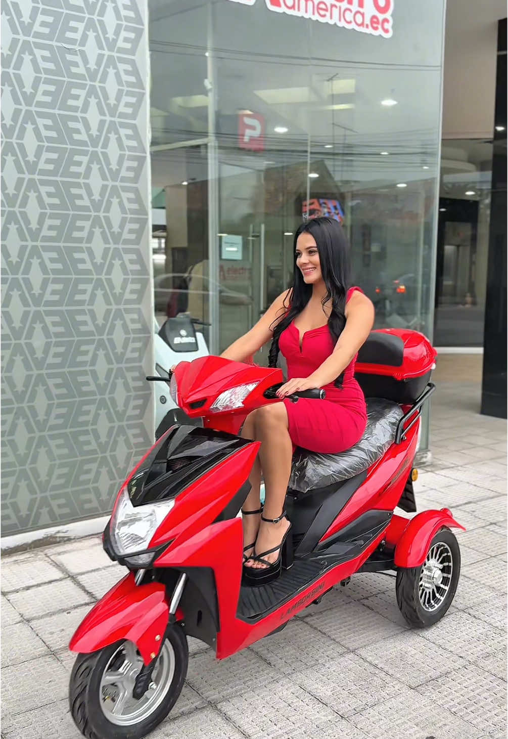 Motos eléctricas de 3 ruedas🛵 #motoselectricas #moto #motoelectrica #viral #fypp #guayaquil #cuenca #quito 