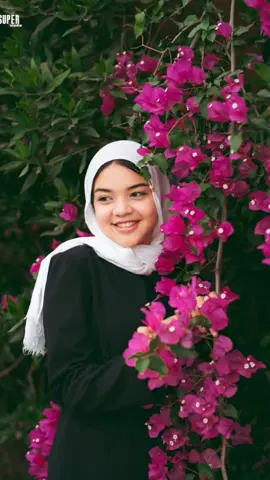 عنيها بتضحك 🥰 #explore #trend #fouryou #four #الحب 