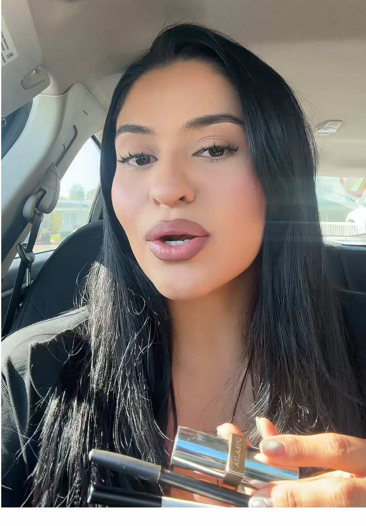 unlocked a new combo 🤭  @makeupbymario “almond” @maccosmetics “cork” @pradabeauty “B11”  #lipoftheday #lipcombo #fyp #makeuptutorial #longlastingmakeup 