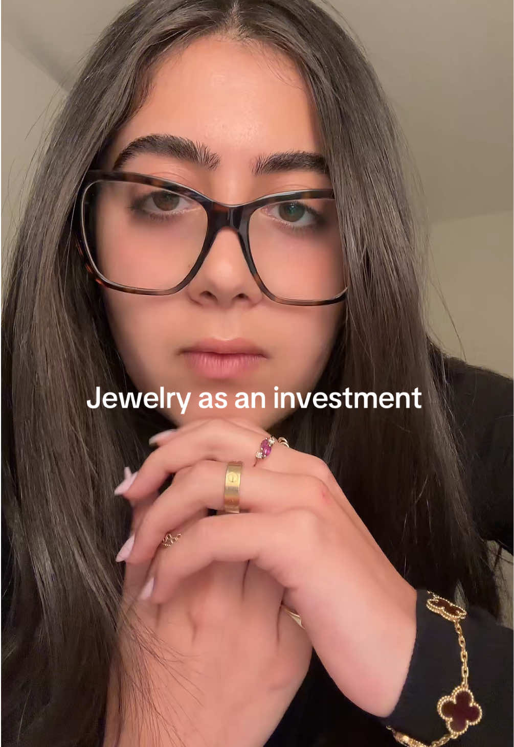 No shade to pandora just don’t compete where you don’t compare ❤️ #jewelry #investment #goldjewelry #everydayjewelry #girlmath #vancleef #vca #vancleefbracelet 