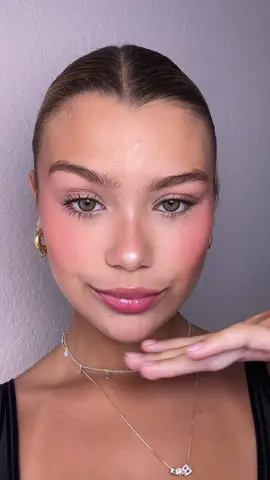 my favorite makeup product💖 @carslan_us #CARSLAN #carslanpowder #settingpowder #makeup #pressedpowder #foryoupage 