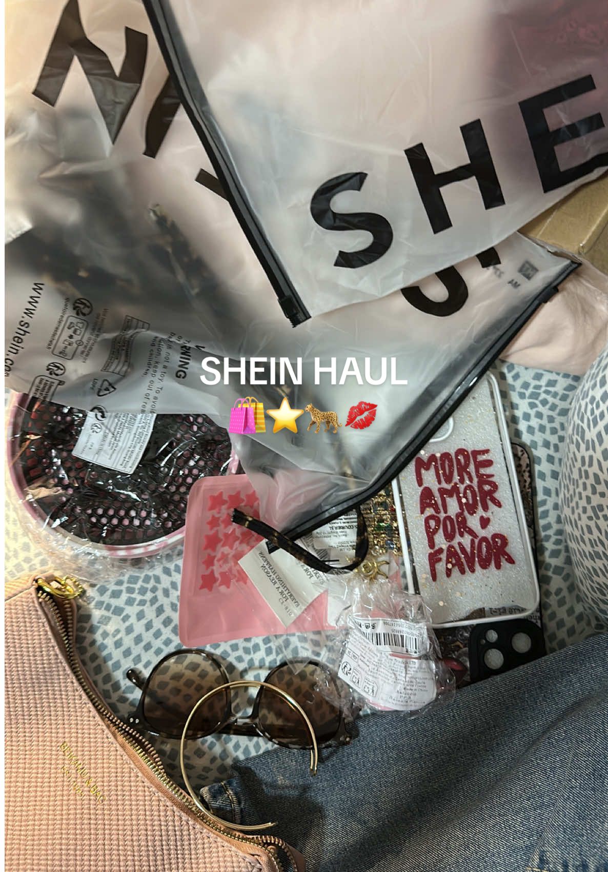 Posting this as if i'm not gonna disappear again enjoy xoxo 😽  #fyp #foryou #shein #sheinhaul #sheintunisia #tunis #tunisia #tunisie #budapest #sheinhauls #haul 